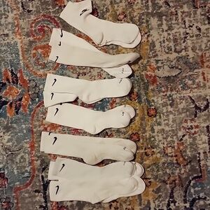 Nike Men's White Crew Socks